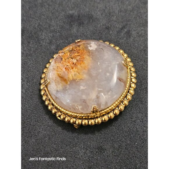 Vintage Gold-Plated Round Brooch With Translucent Agate Center - Picture 9 of 9